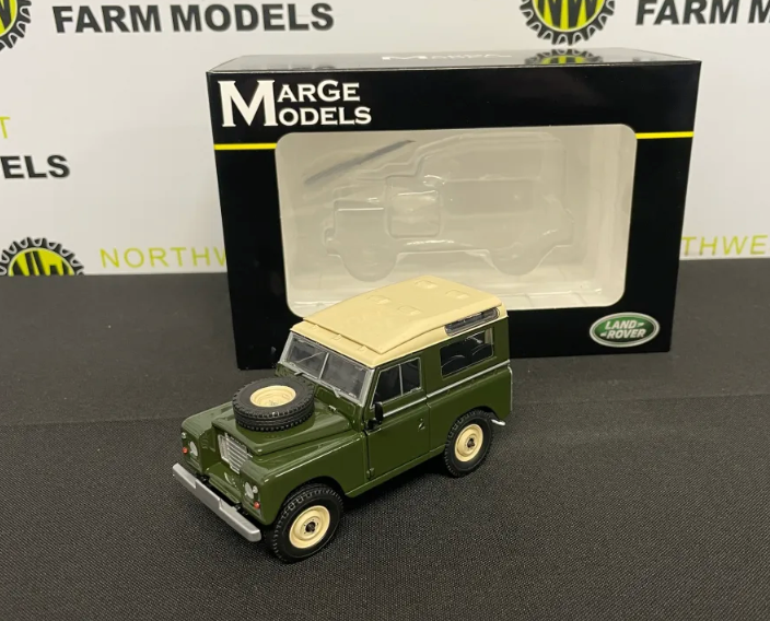 MARGE MODELS 2421-03 1:32 SCALE LAND ROVER SERIES 3 88 SAFARI ROOF DEEP BRONZE GREEN