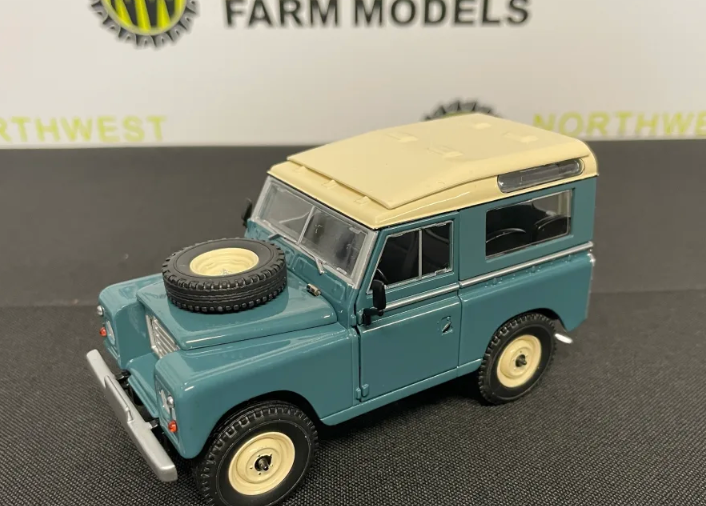MARGE MODELS 2421-01 1:32 SCALE LAND ROVER SERIES 3 88 SAFARI ROOF MARINE BLUE
