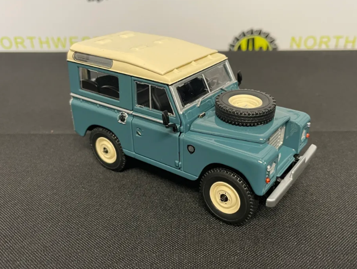 MARGE MODELS 2421-01 1:32 SCALE LAND ROVER SERIES 3 88 SAFARI ROOF MARINE BLUE