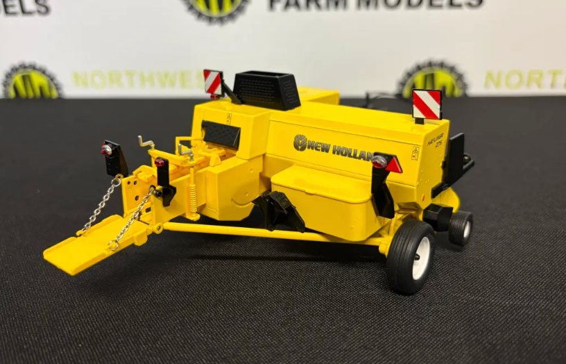 MARGE MODELS 2522 1:32 SCALE NEW HOLLAND HAYLINER 275 SMALL BALER
