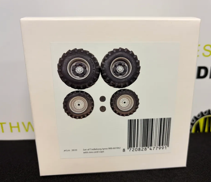 MARGE MODELS 2610 1:32 SCALE TRELLEBORG 900-60 R42 WHEEL SET