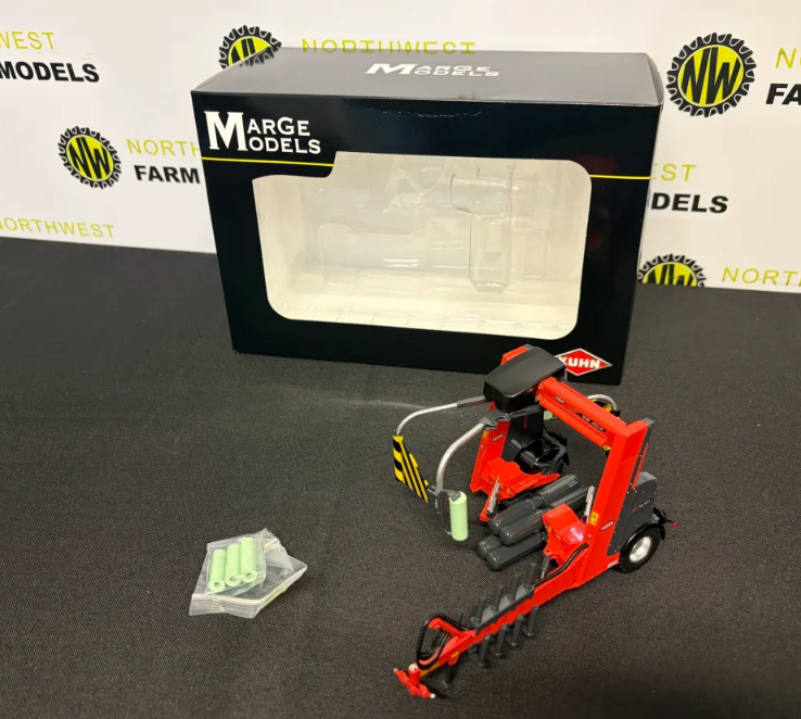 MARGE MODELS 2425 1:32 SCALE KUHN SW4014 BALE WRAPPER