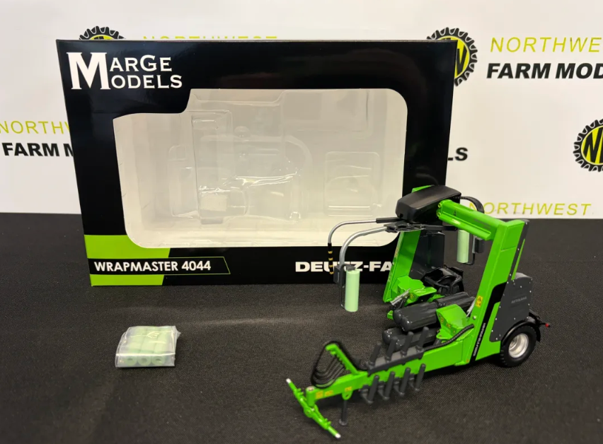 MARGE MODELS 2426 1:32 SCALE DEUTZ FAHR WRAPMASTER 4044 BALE WRAPPER