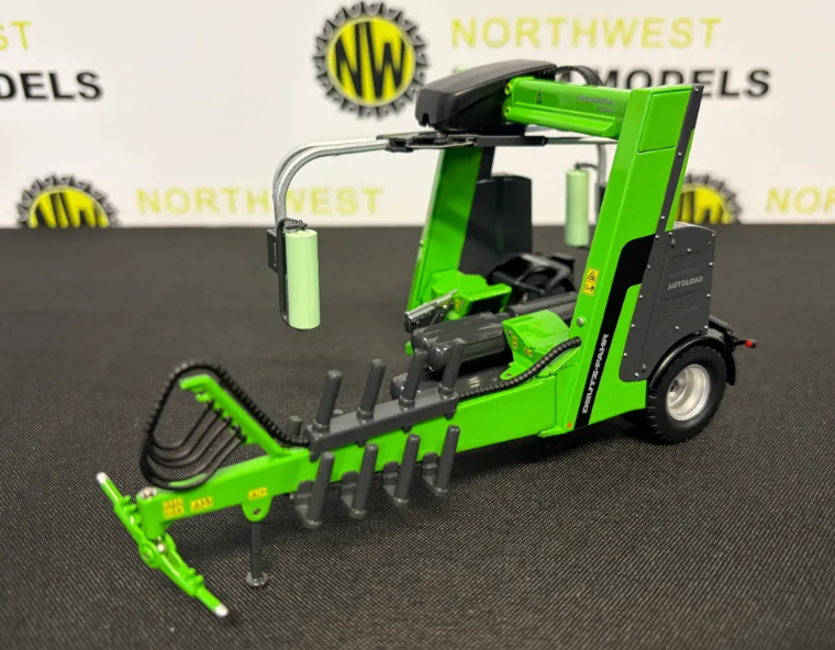 MARGE MODELS 2426 1:32 SCALE DEUTZ FAHR WRAPMASTER 4044 BALE WRAPPER