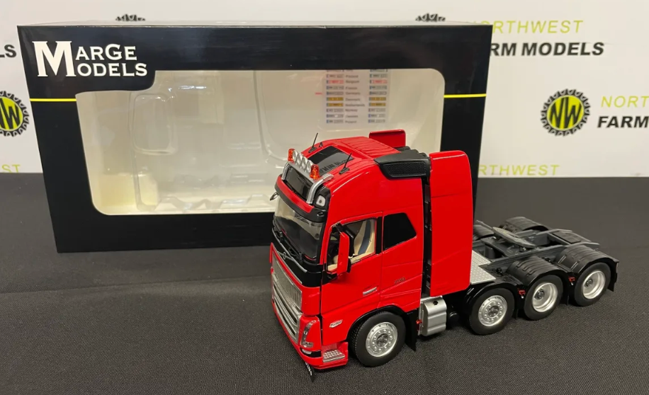 MARGE MODELS 1:32 SCALE VOLVO FH5 8X4 - RED