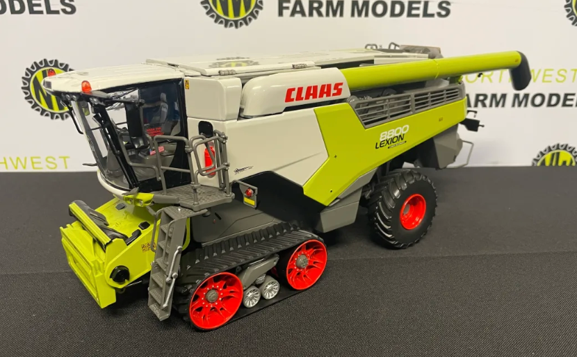MARGE MODELS 1:32 SCALE CLAAS LEXION 8800 TERRA TRAC NORTH AMERICAN EDITION WITH 12-30C HEADER