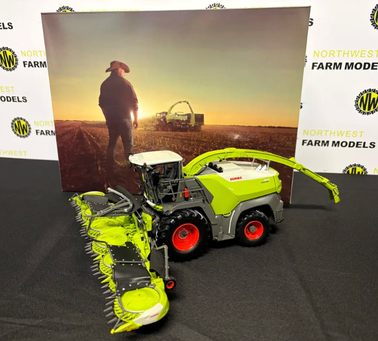 MARGE MODELS 0002674730 1:32 SCALE CLAAS JAGUAR 1200 FORAGE HARVESTER WITH ORBIS 10500 "NORTH AMERICA" EDITION