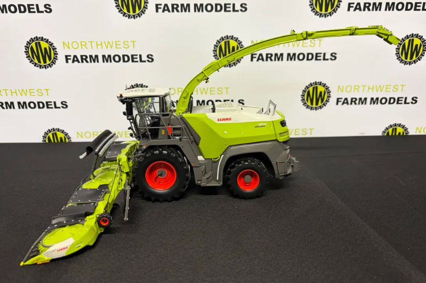 MARGE MODELS 0002674730 1:32 SCALE CLAAS JAGUAR 1200 FORAGE HARVESTER WITH ORBIS 10500 "NORTH AMERICA" EDITION
