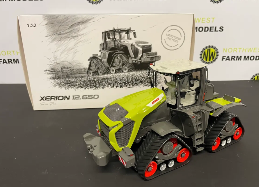 MARGE MODELS 1:32 SCALE CLAAS XERION 12.650 TERRA TRAC