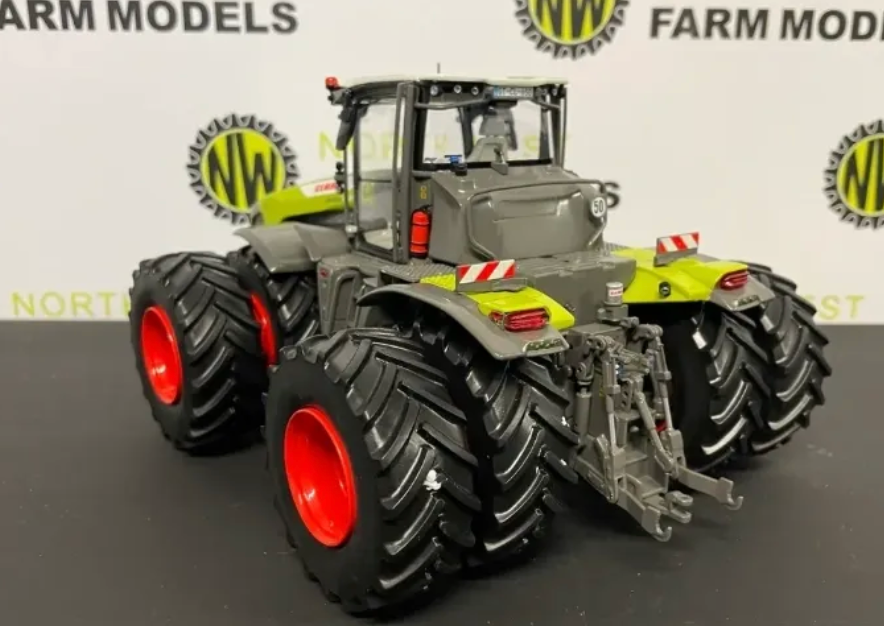 MARGE MODELS 1:32 SCALE CLAAS XERION 12.650 TRAC WITH DUAL WHEELS LIMITED EDITION