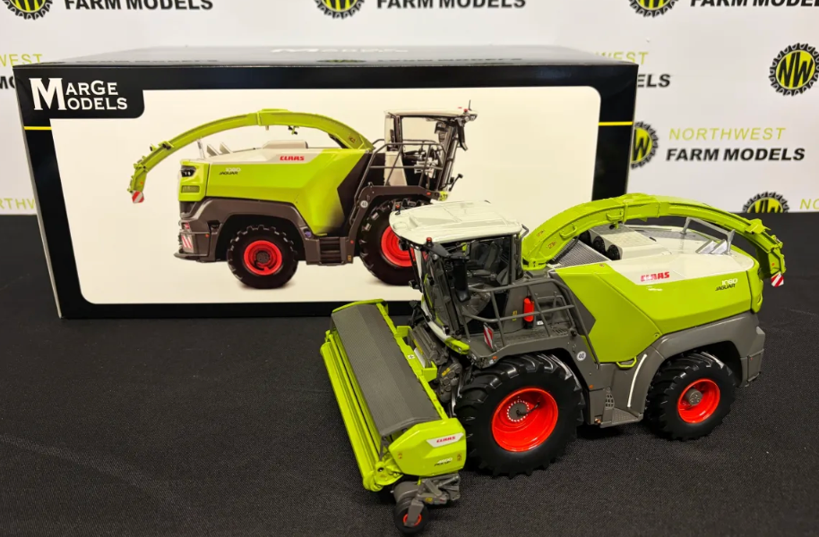 MARGE MODELS 2507 1:32 SCALE CLAAS JAGUAR 1080 FORAGE HARVESTER WITH PICK UP 4500 GRASS HEADER