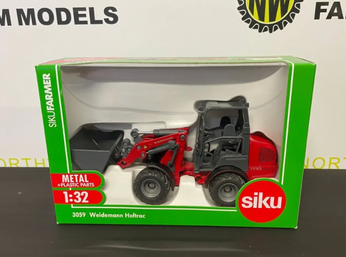 SIKU 3059 1:32 SCALE WEIDEMANN HOFTRAC TELEHANDLER