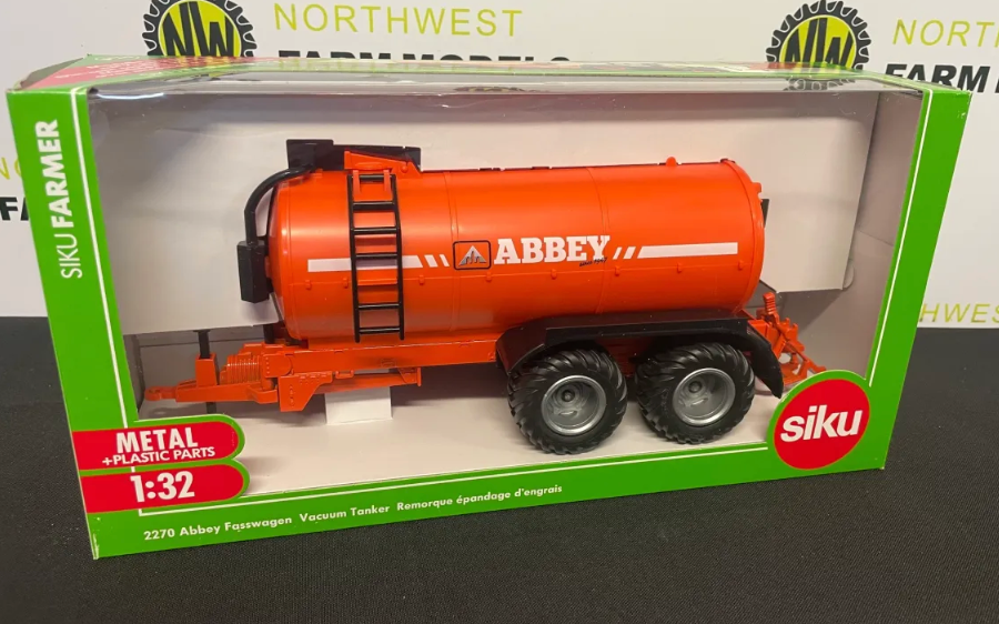 SIKU 2270 1:32 SCALE ABBEY VACUUM TANKER