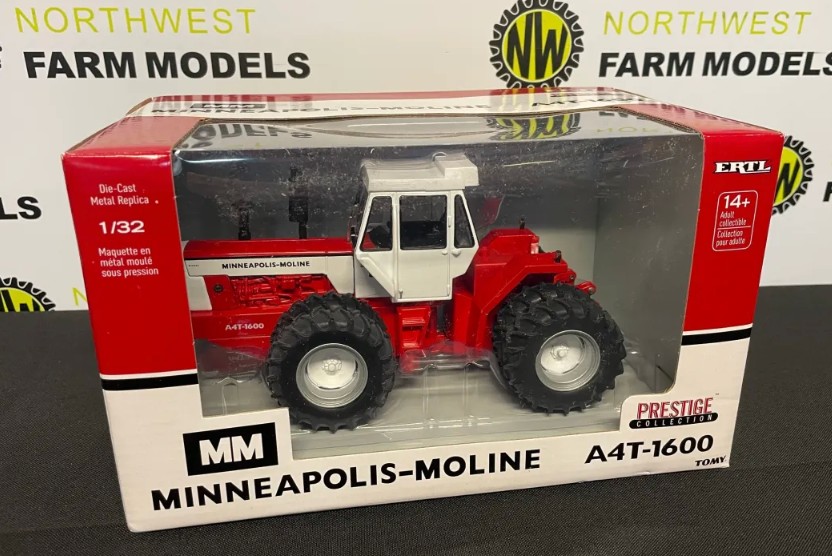 ERTL 1:32 SCALE 16404 MINNEAPOLIS MOLINE A4T-1600 4WD WITH DUAL WHEELS