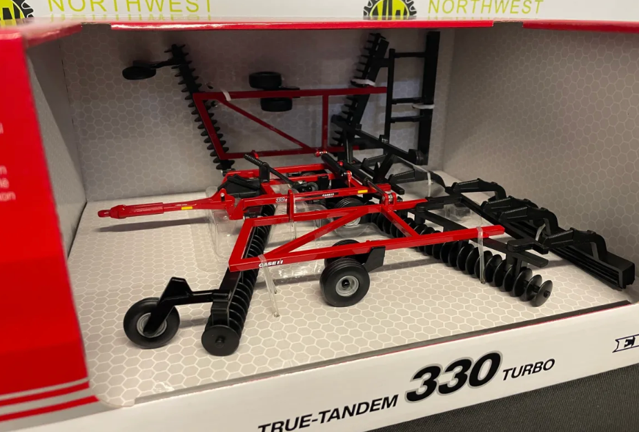 ERTL 44434 1:32 SCALE CASE IH TRUE TANDEM 330 TURBO CULTIVATOR