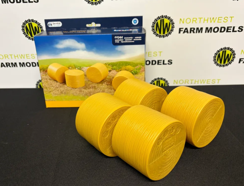 BRUDER 02344 1:16 SCALE ROUND BALES