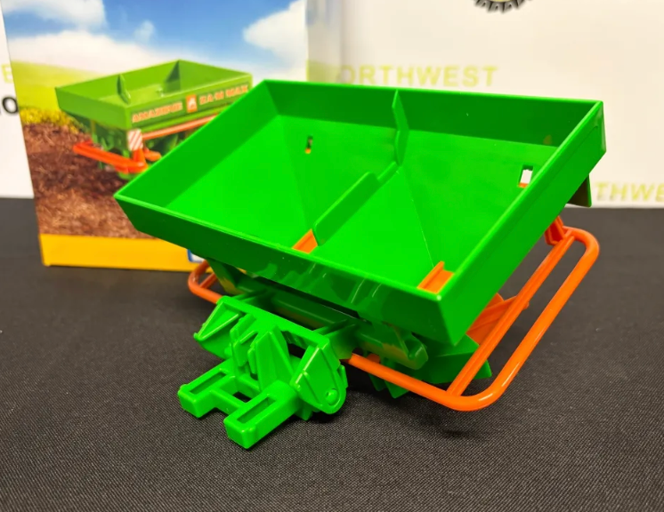 BRUDER 1:16 SCALE 02327 AMAZONE ZA-M MAX FERTILISER SPREADER