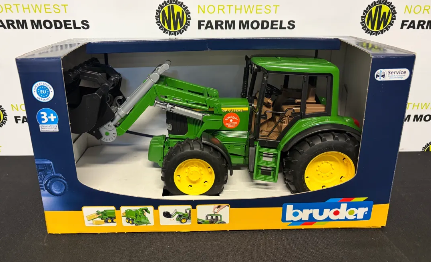BRUDER 02052 1:16 SCALE JOHN DERE 6920 WITH FRONT LOADER