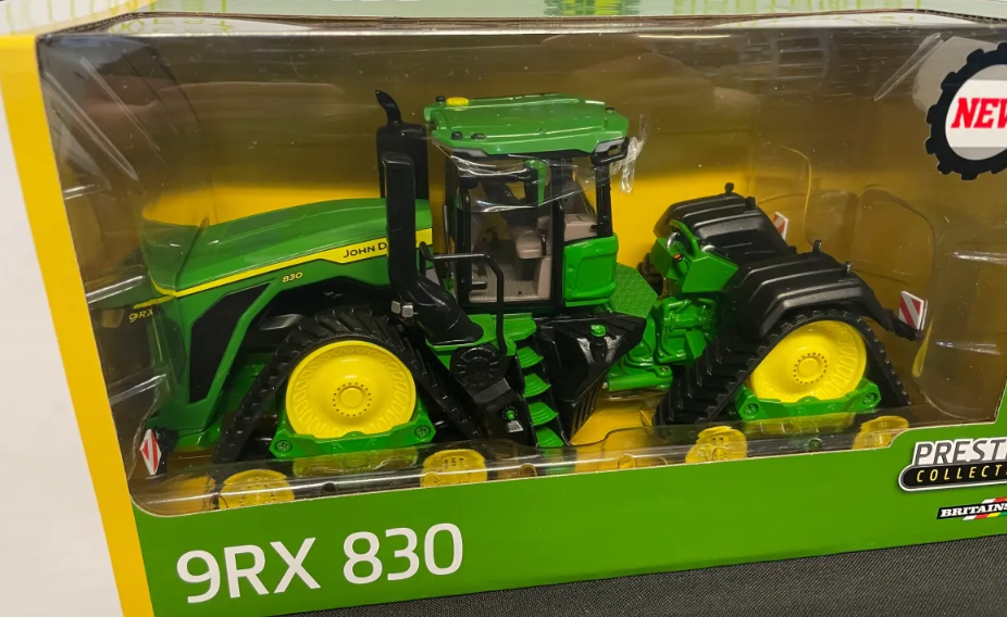 BRITAINS PRESTIGE COLLECTION 43399 1:32 SCALE JOHN DEERE 9RX 830 TRACKED TRACTOR
