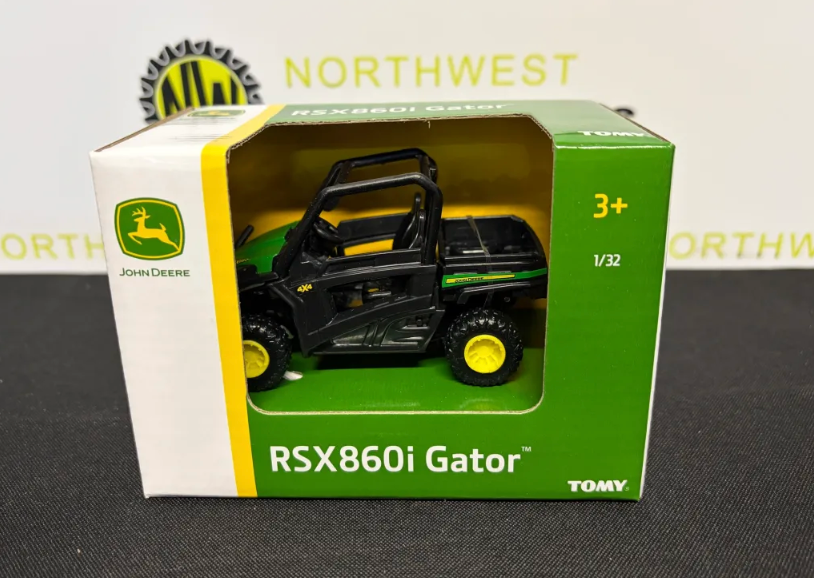 BRITAINS 46801 1:32 SCALE JOHN DEERE RSX860I GATOR