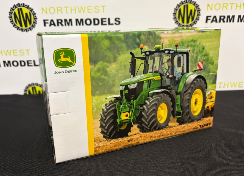 BRITAINS 43406 1:32 SCALE JOHN DEERE 6M 240 TRACTOR