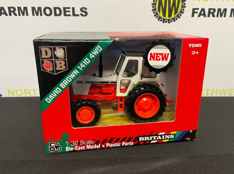 BRITAINS 43393 1:32 SCALE DAVID BROWN 1410 4WD TRACTOR