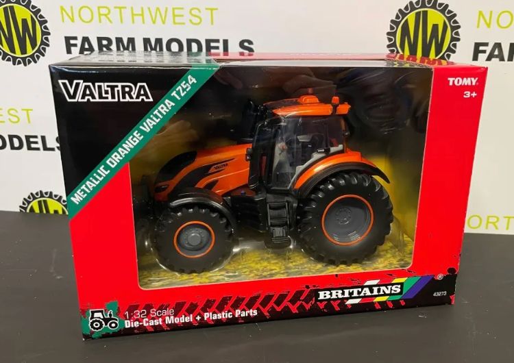 BRITAINS 1:32 SCALE 43273 VALTRA T SERIES METALLIC ORANGE