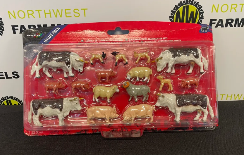 BRITAINS 43096 1:32 SCALE MIXED ANIMAL PACK