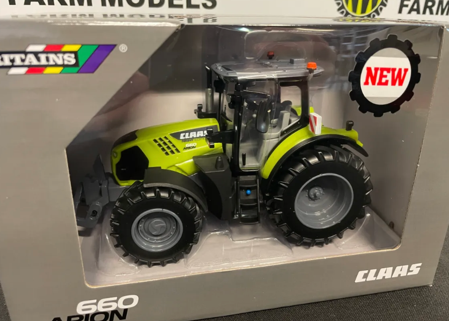 BRITAINS 43422 1:32 SCALE CLAAS ARION 660 NIGHT EDITION