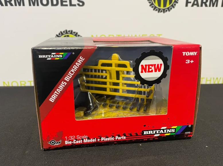 BRITAINS 43369 1:32 SCALE FRONT MOUNTED BUCKRAKE WITH ADAPTER