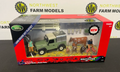 BRITAINS 43385 1:32 SCALE LAND ROVER VET PLAYSET