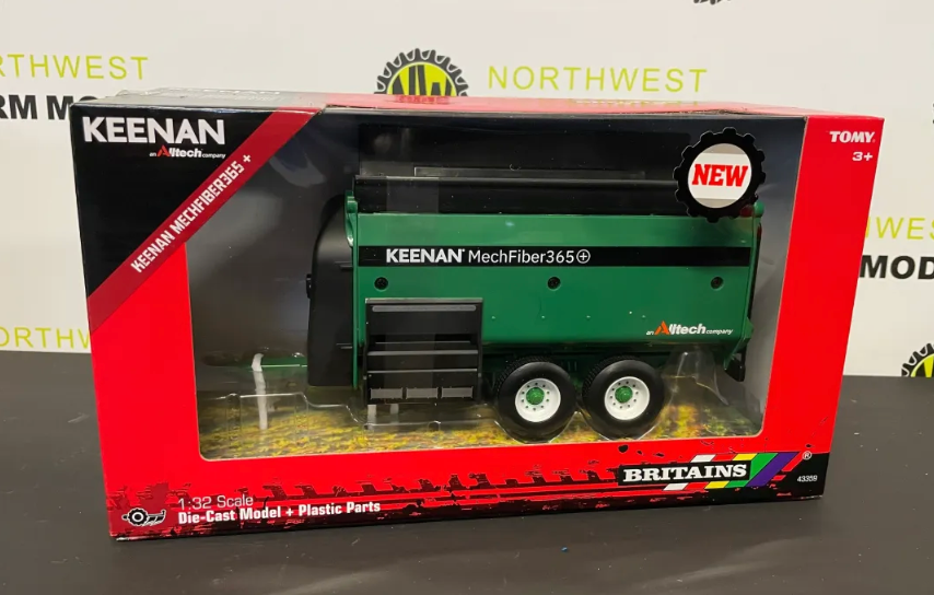 BRITAINS 1:32 SCALE 43359 KEENAN MECHFIBER 365 FEEDER WAGON