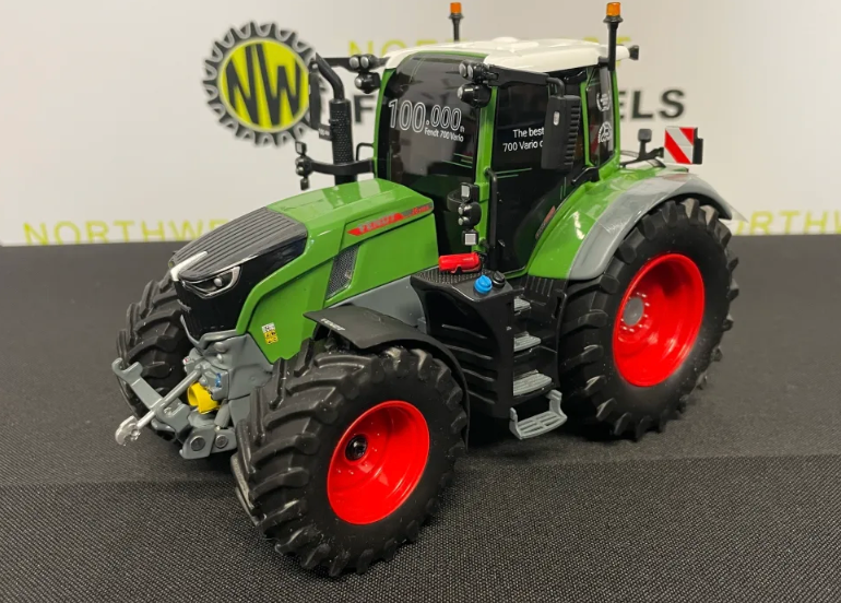 WIKING 1:32 SCALE FENDT 728 VARIO 100,000TH LIMITED EDITION