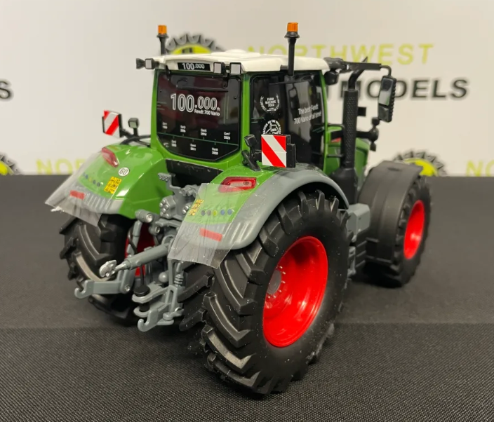 WIKING 1:32 SCALE FENDT 728 VARIO 100,000TH LIMITED EDITION