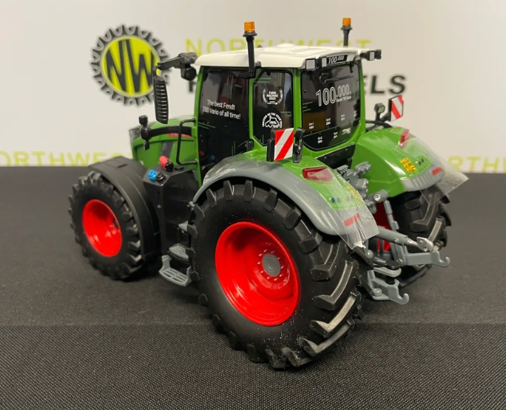 WIKING 1:32 SCALE FENDT 728 VARIO 100,000TH LIMITED EDITION