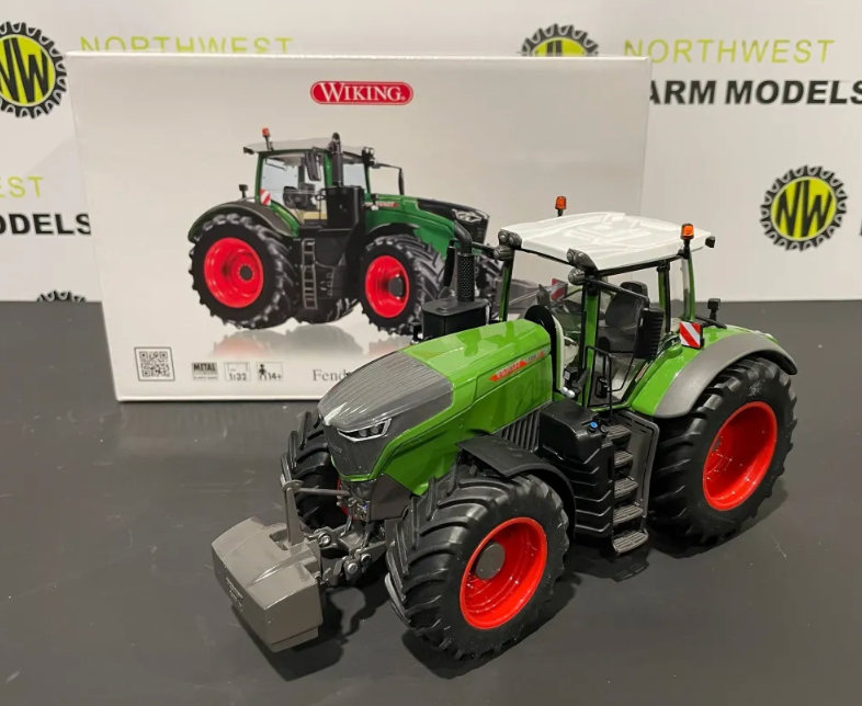 WIKING 1:32 SCALE FENDT 1050 VARIO (2023 VERSION)