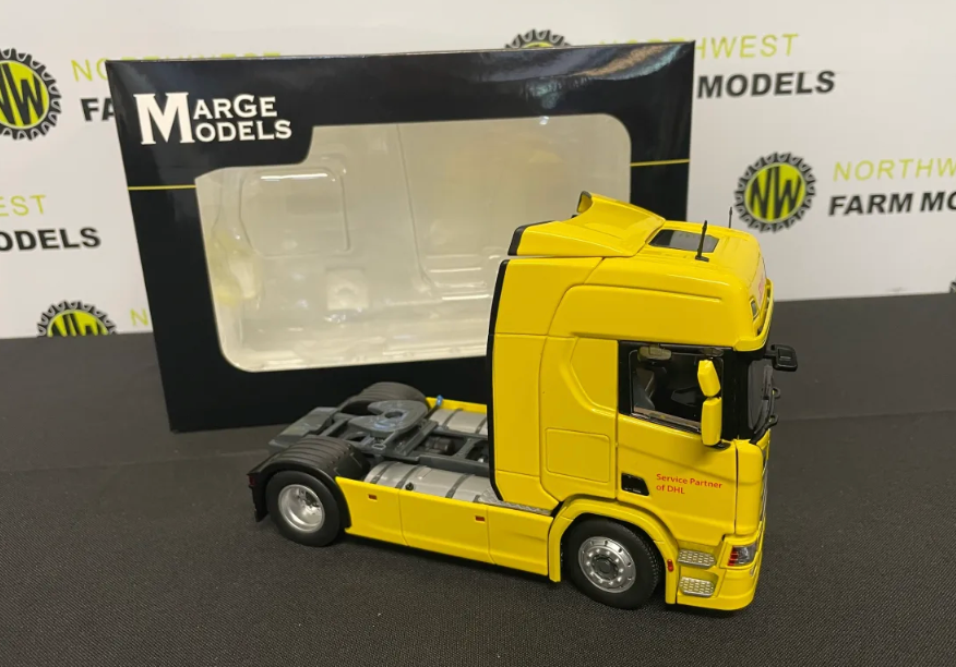 MARGE MODELS 1:32 SCALE SCANIA R500 4X2 YELLOW - DHL EDITION