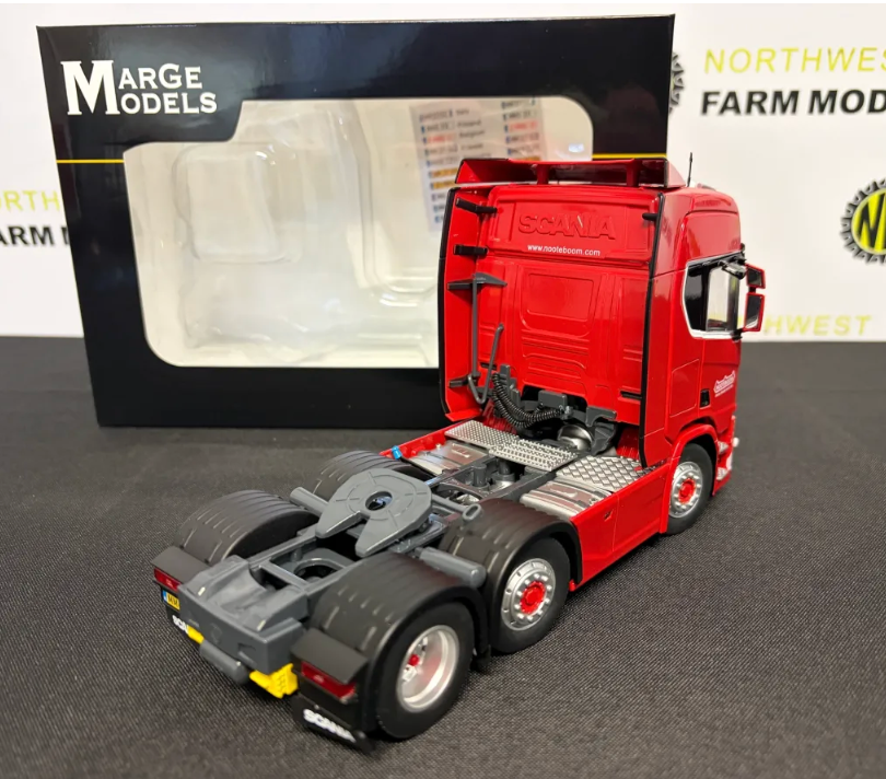 MARGE MODELS 2015-03-01 1:32 SCALE SCANIA R500 6X2 RED NOOTEBOOM EDITION