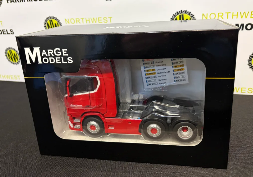 MARGE MODELS 2015-03-01 1:32 SCALE SCANIA R500 6X2 RED NOOTEBOOM EDITION