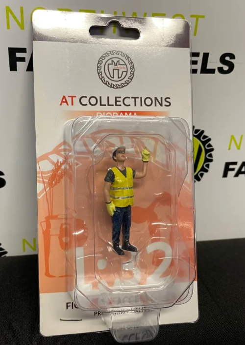 AT COLLECTIONS 1:32 SCALE 32145 JAAP HOISTING
