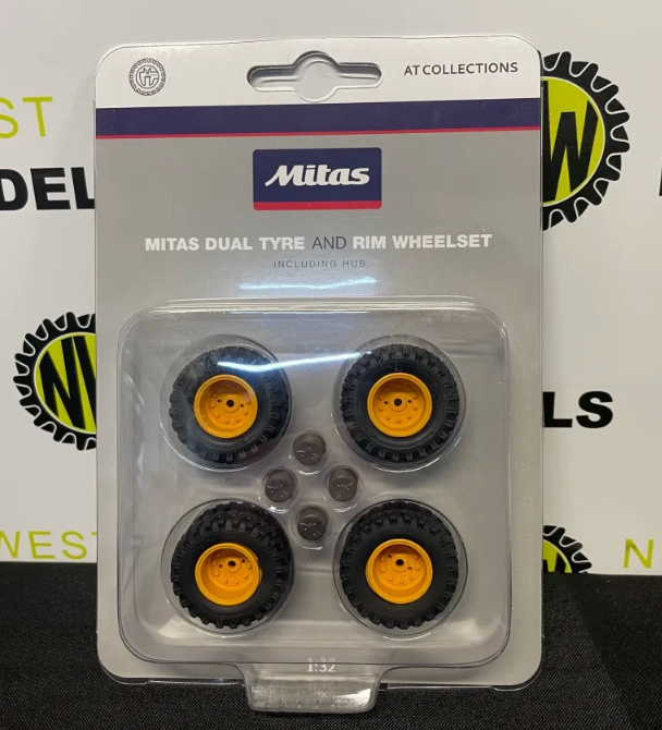 AT COLLECTIONS 3200103 1:32 SCALE MITAS TYRE AND RIM WHEEL SET