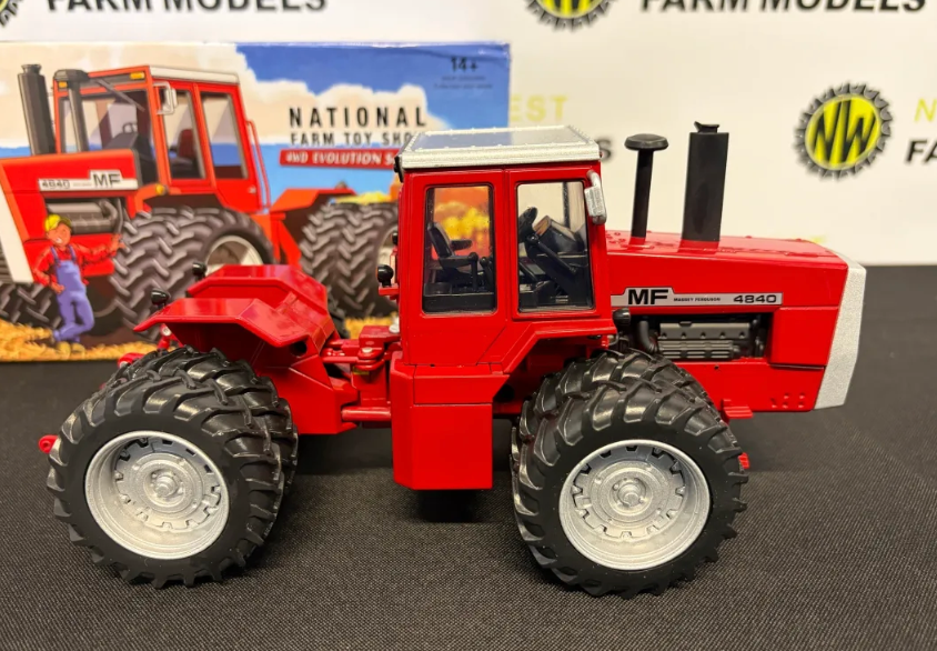 ERTL 16430TP 1:32 SCALE MASSEY FERGUSON 4840 "NATIONAL FARM TOY SHOW"