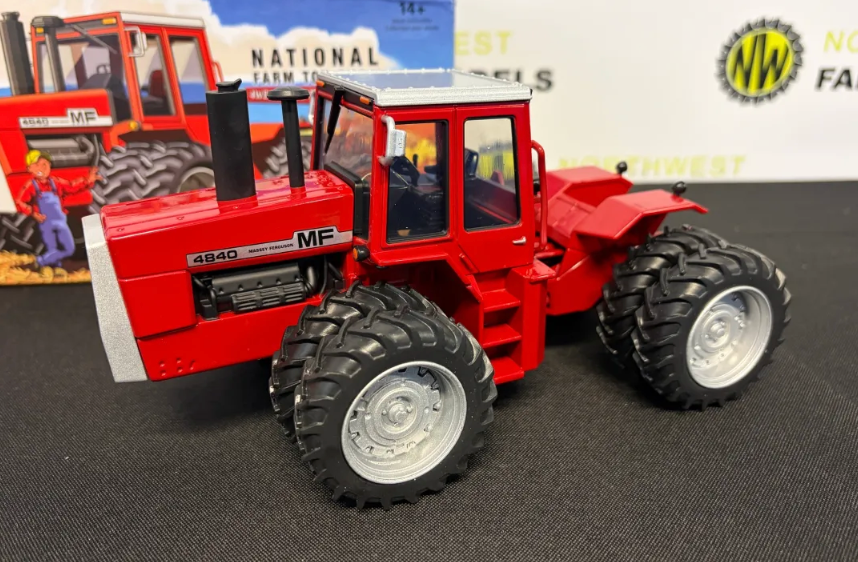 ERTL 16430TP 1:32 SCALE MASSEY FERGUSON 4840 "NATIONAL FARM TOY SHOW"