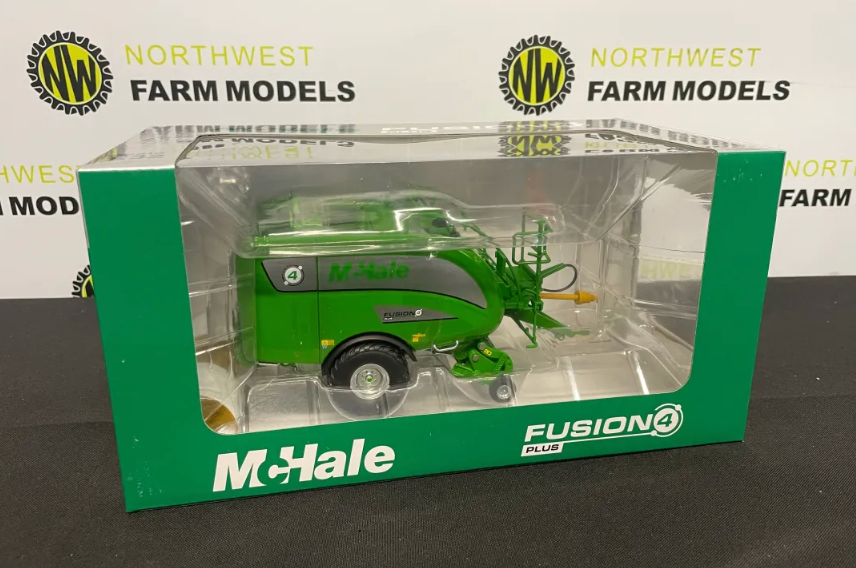 USK SCALEMODELS 31022 1:32 SCALE MCHALE FUSION 4 PLUS BALER/WRAPPER