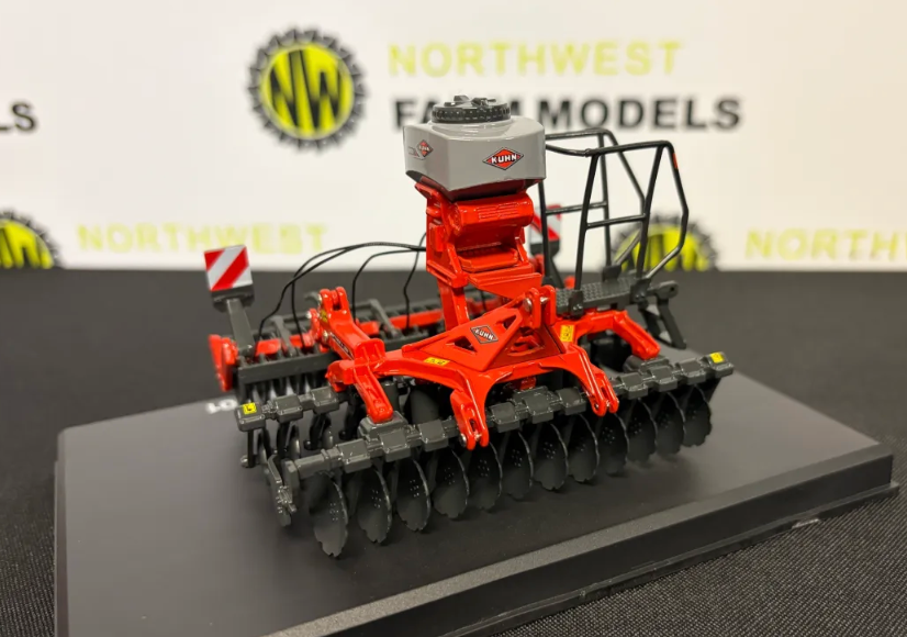 REPLICAGRI 414 1:32 SCALE KUHN OPTIMER 303 / SH201 SEED DRILL