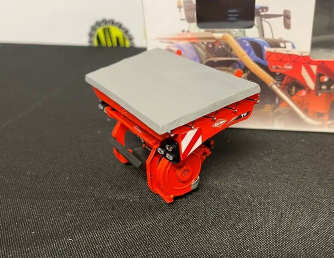 REPLICAGRI 096 1:32 SCALE KUHN TF1512 FRONT HOPPER