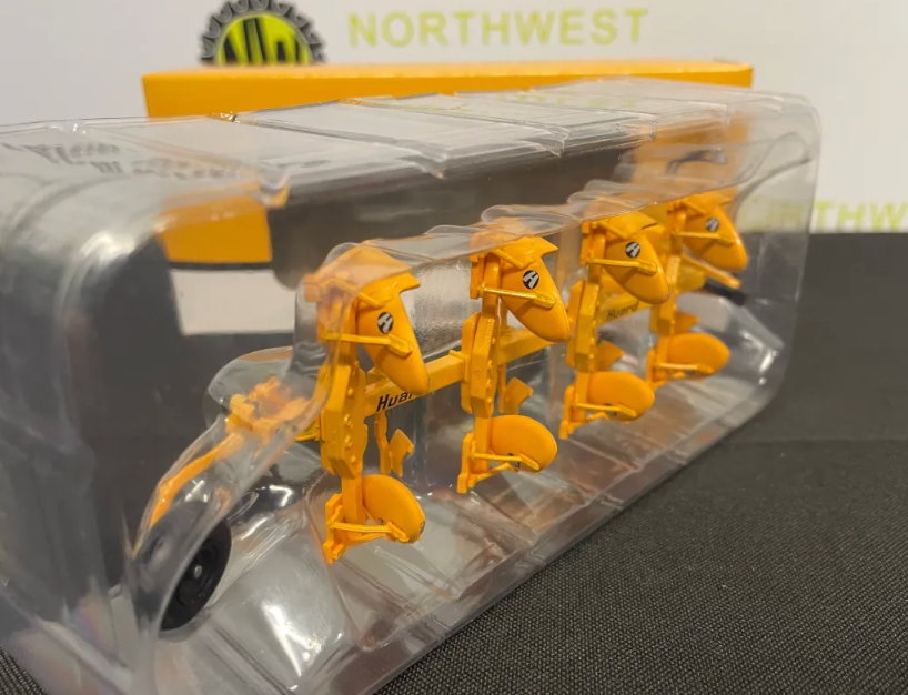 REPLICAGRI 1:32 SCALE HUARD QR65 4 FURROW PLOUGH
