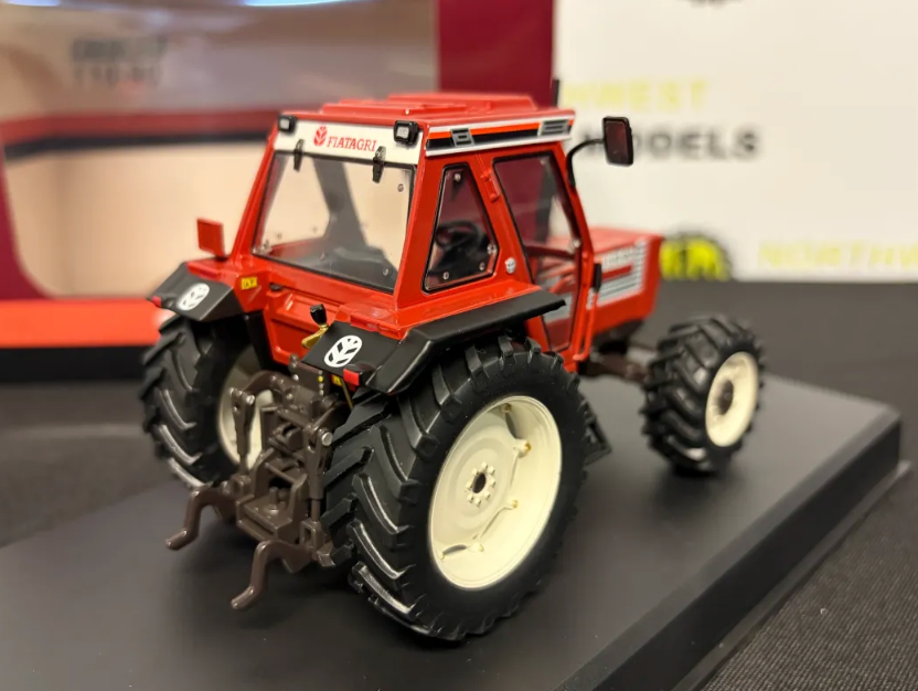 REPLICAGRI 020 1:32 SCALE FIAT 110-90 4WD TRACTOR