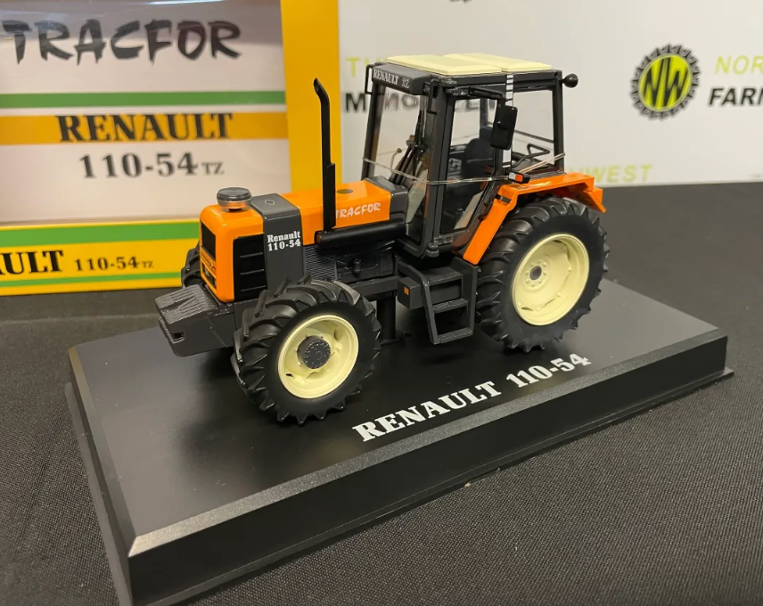 REPLICAGRI 276 1:32 SCALE RENAULT TRACFOR 110-54 4WD TRACTOR