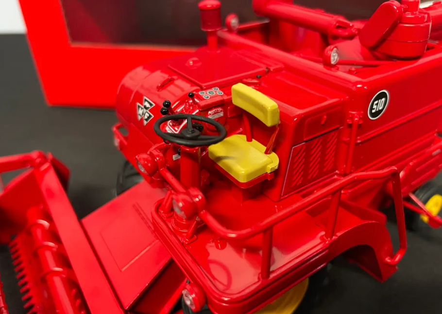 REPLICAGRI 283 1:32 SCALE MASSEY FERGUSON 510 COMBINE HARVESTER